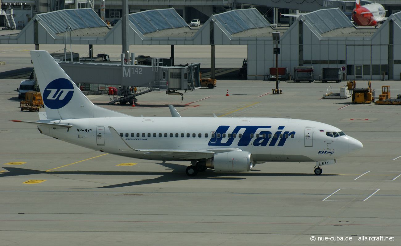 VP-BXY (27328) 1994 Boeing 737-524(WL)
