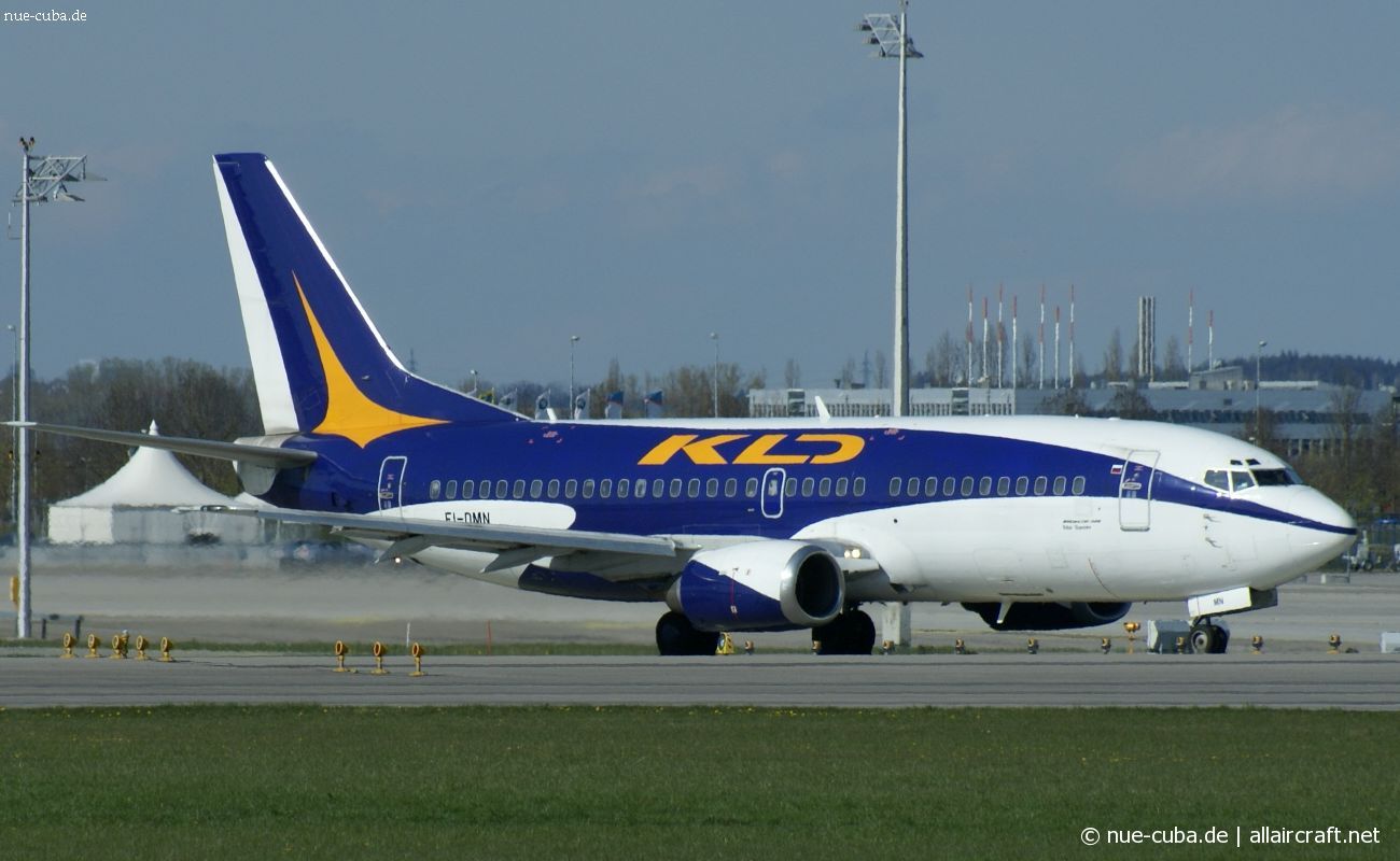 EI-DMN (23411) 1986 Boeing 737-3K2