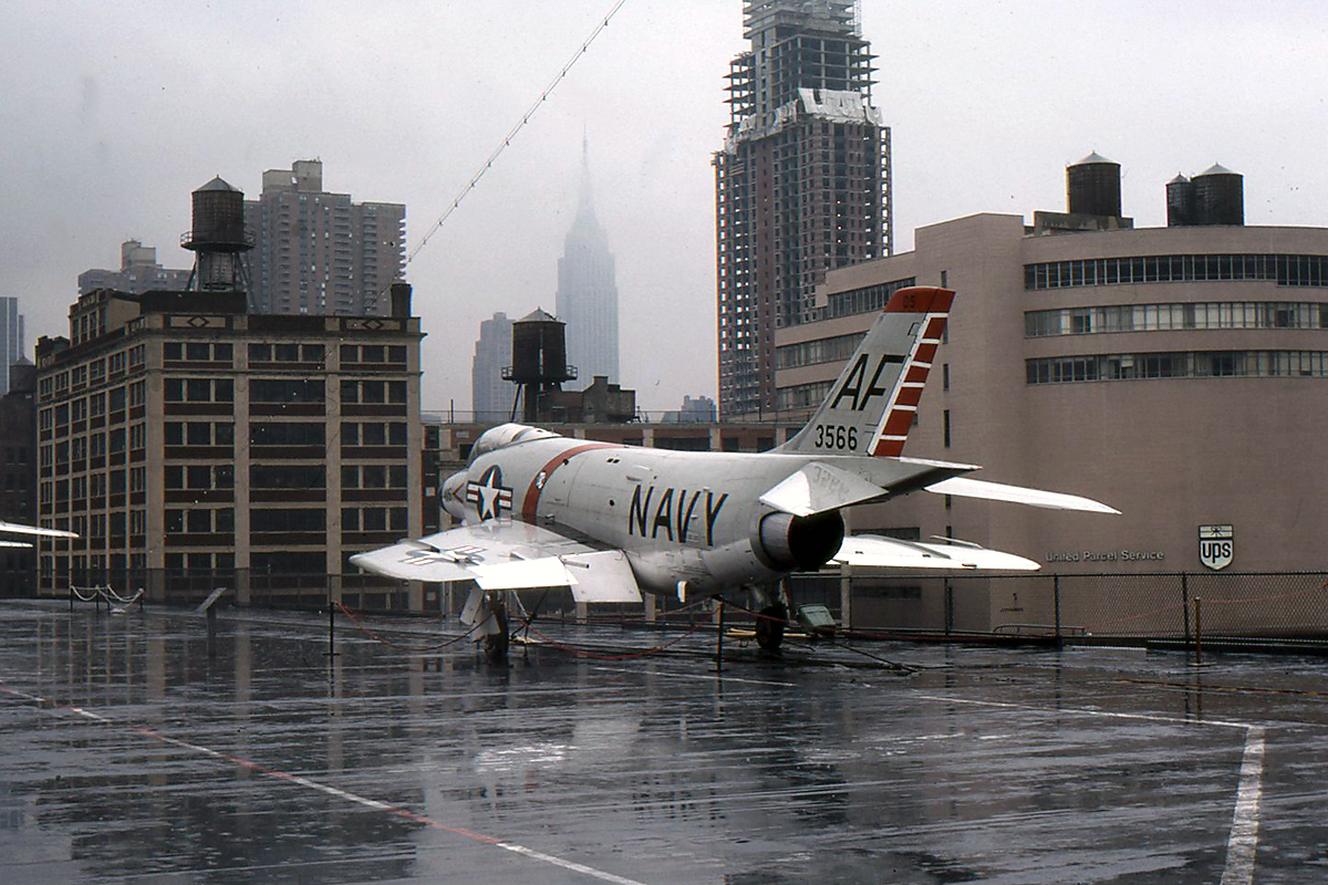 133566 / AF-105 McDonnell F-3C Demon