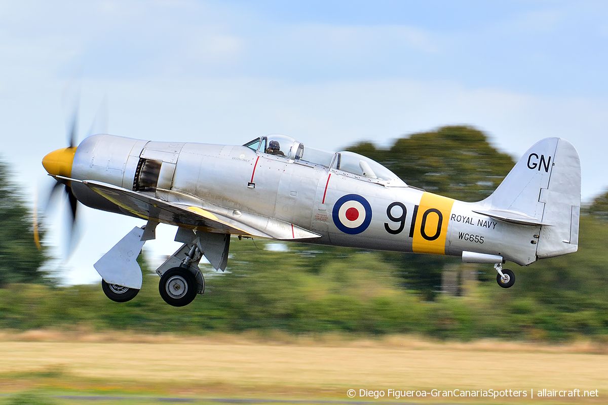 WG655 (41H/636070) 1952 Hawker Sea Fury T20S