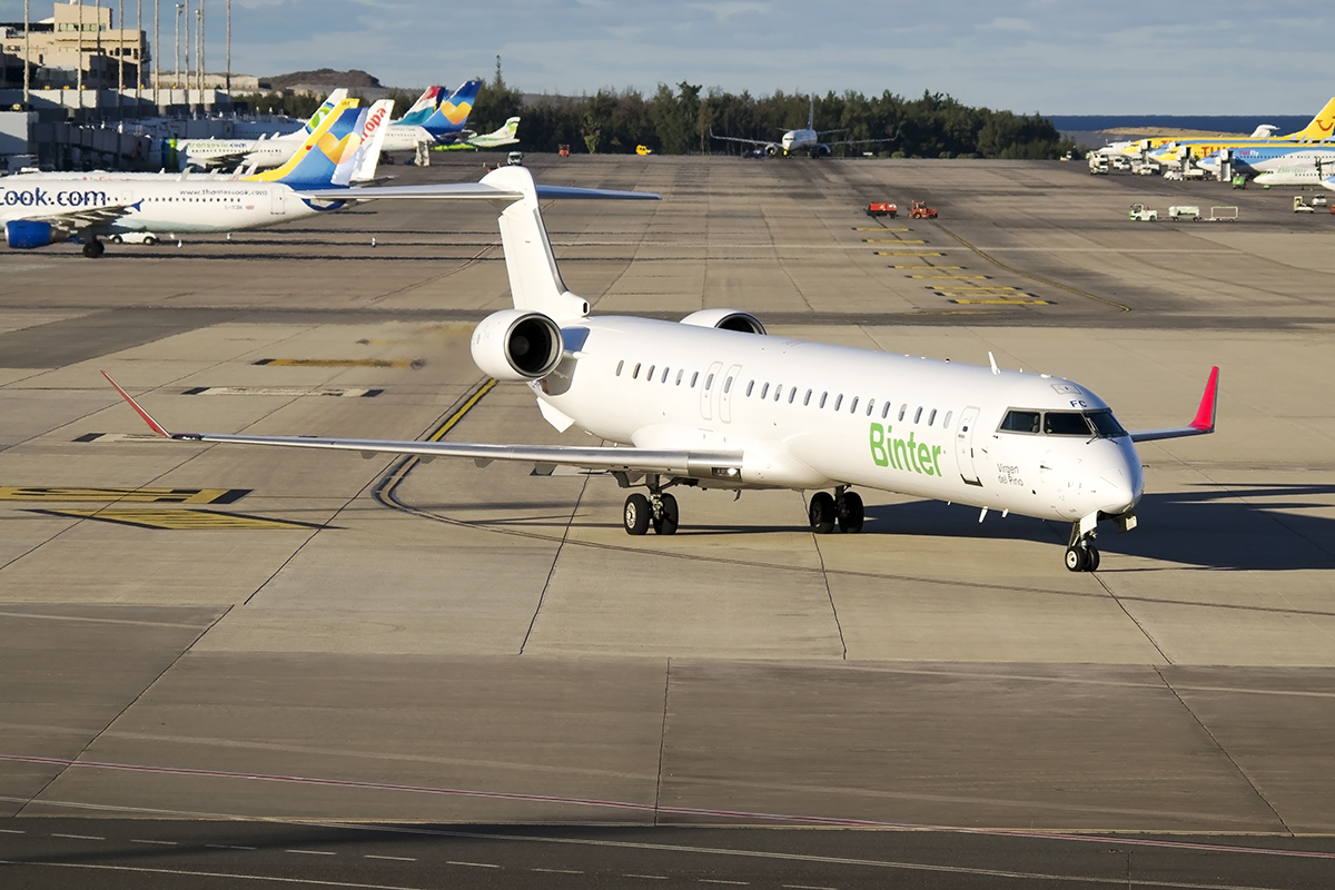 EC-MFC (cn 15065) Bombardier CRJ-900