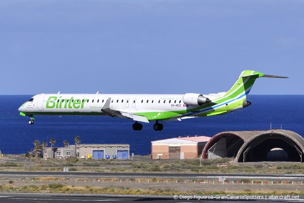 9H-MOX (19053) 2017 Bombardier CRJ-1000