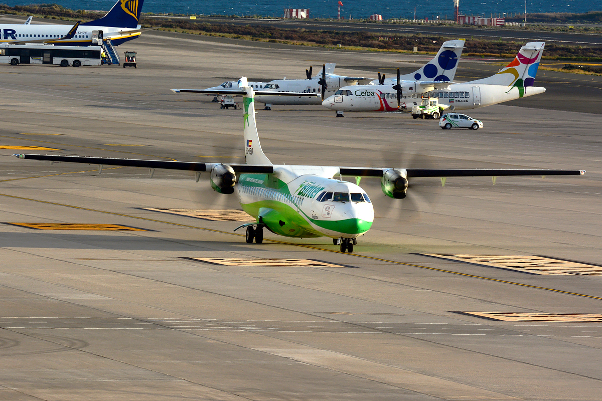 EC-IZO ( 711 ) 2004 ATR-72-500