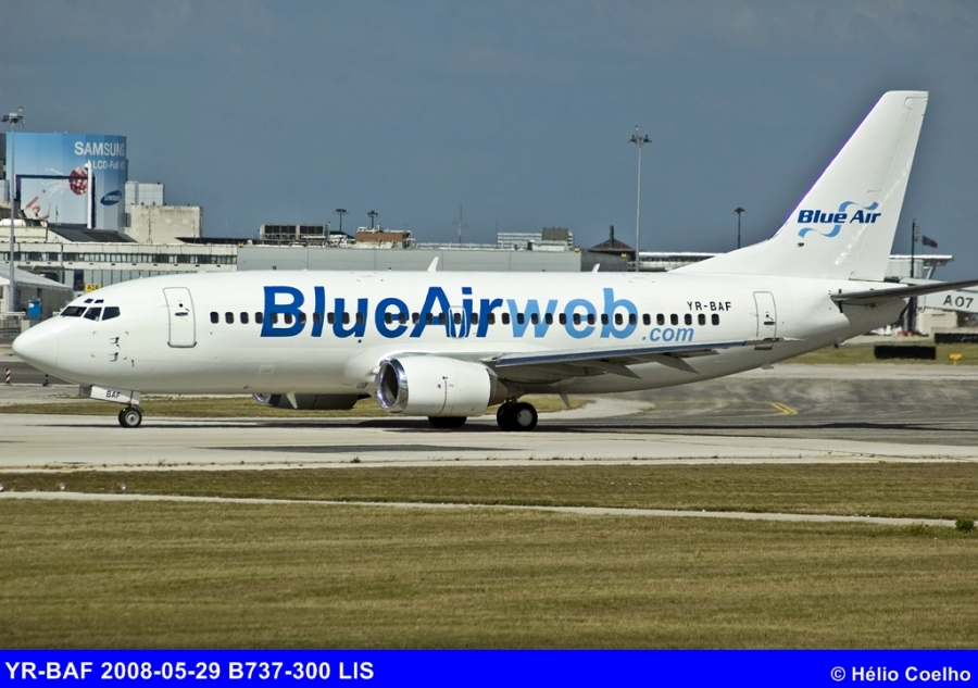 YR-BAF (24453) 1989 Boeing 737-322