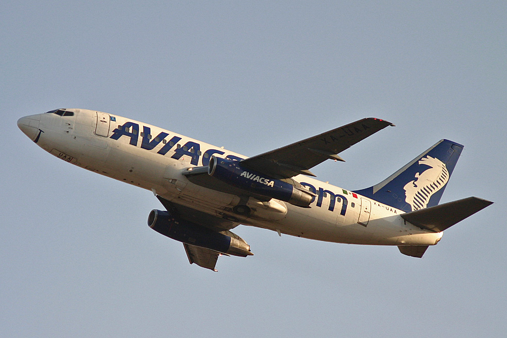 XA-UAA (cn 22755) Boeing 737-201Adv