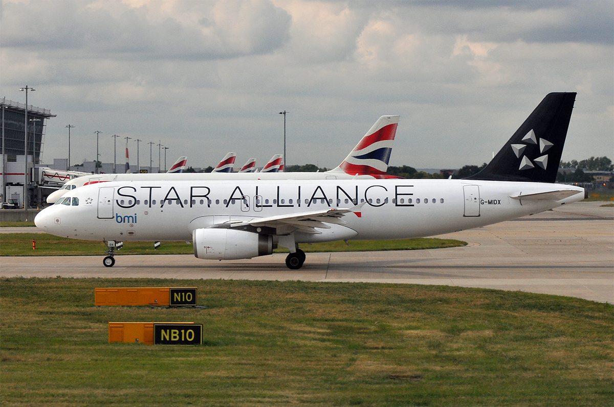 G-MIDX (1177) 2000 Airbus A320-232