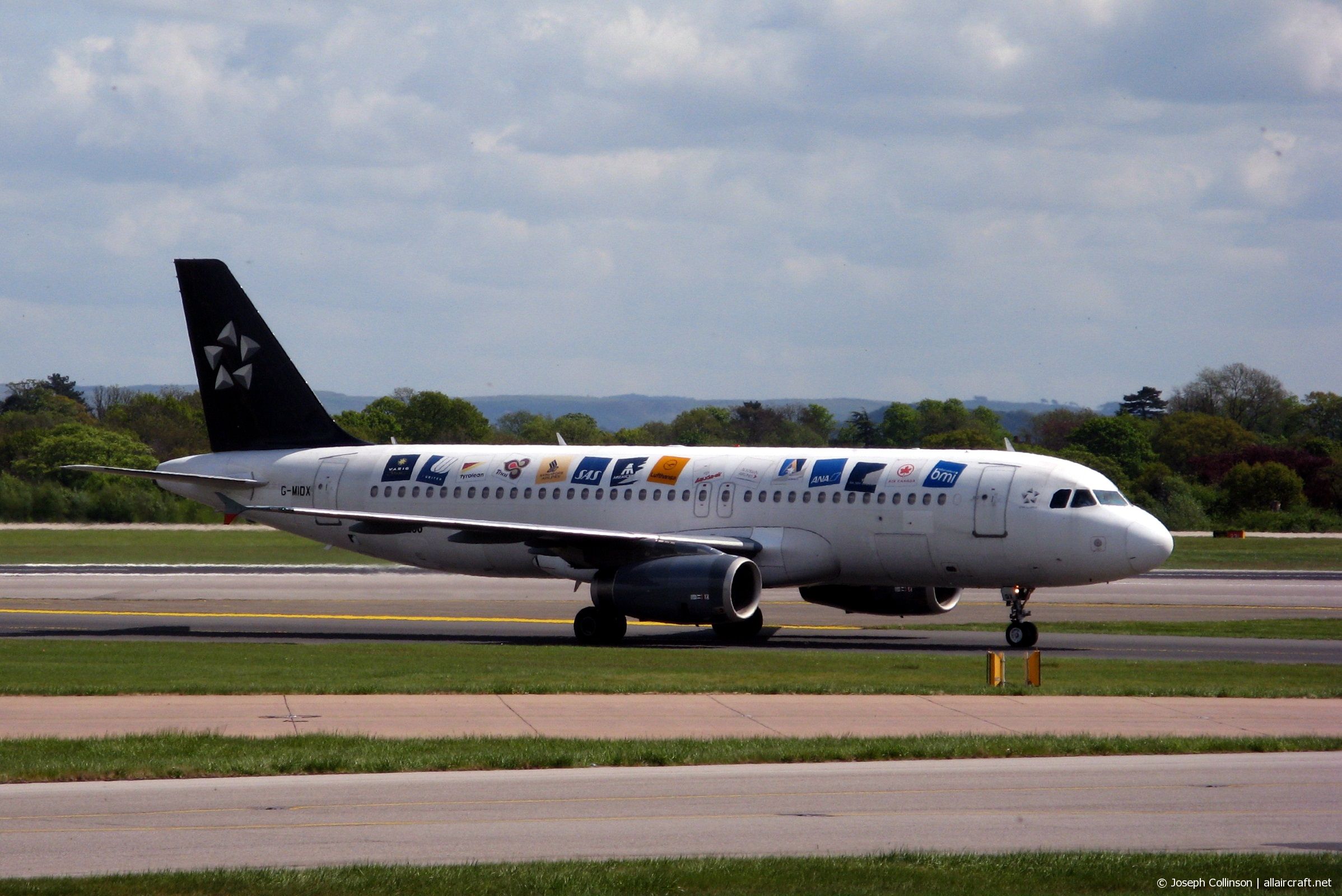 G-MIDX (1177) 2000 Airbus A320-232