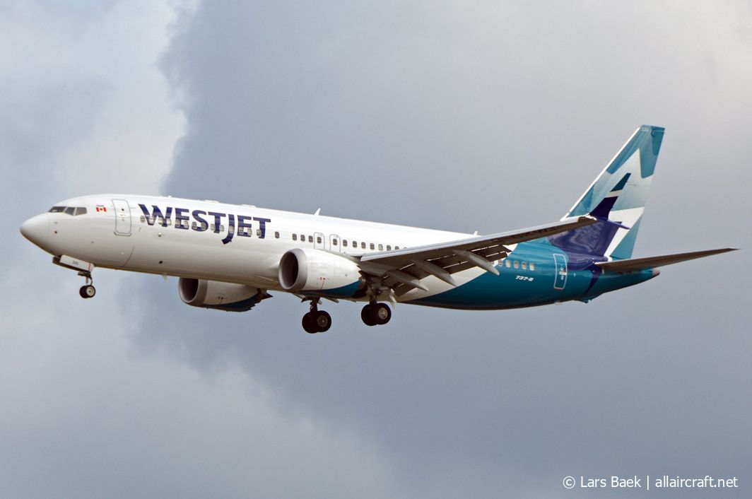 C-GKWJ (60558) 2025 Boeing 737-8 MAX