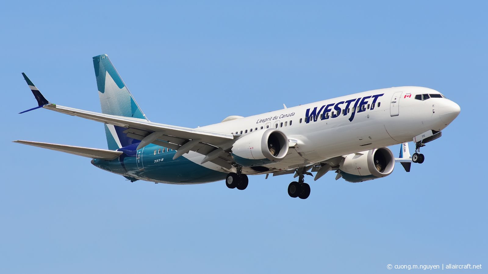 C-FCTK (60520) 2018 Boeing 737-8 MAX