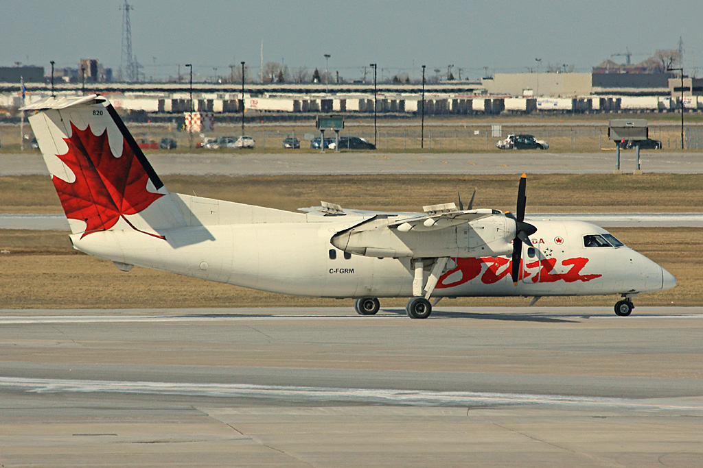 C-FGRM (199) 1990 Bombardier Dash 8-102
