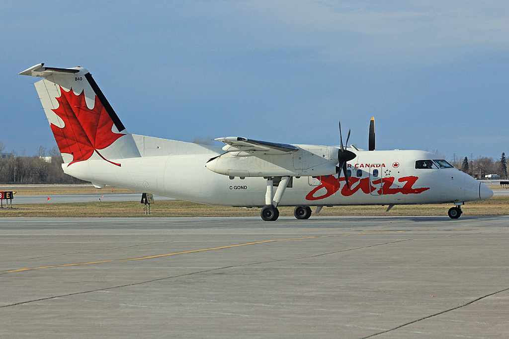 C-GOND (090) 1987 Bombardier Dash 8-102
