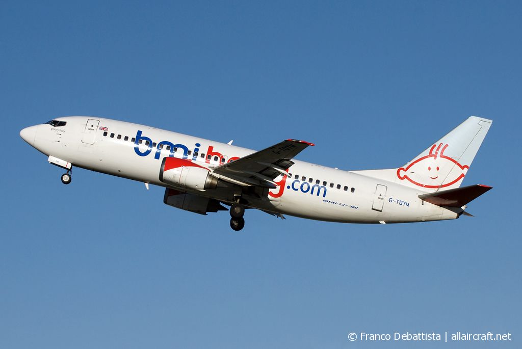 G-TOYM (29141) 1998 Boeing 737-36Q