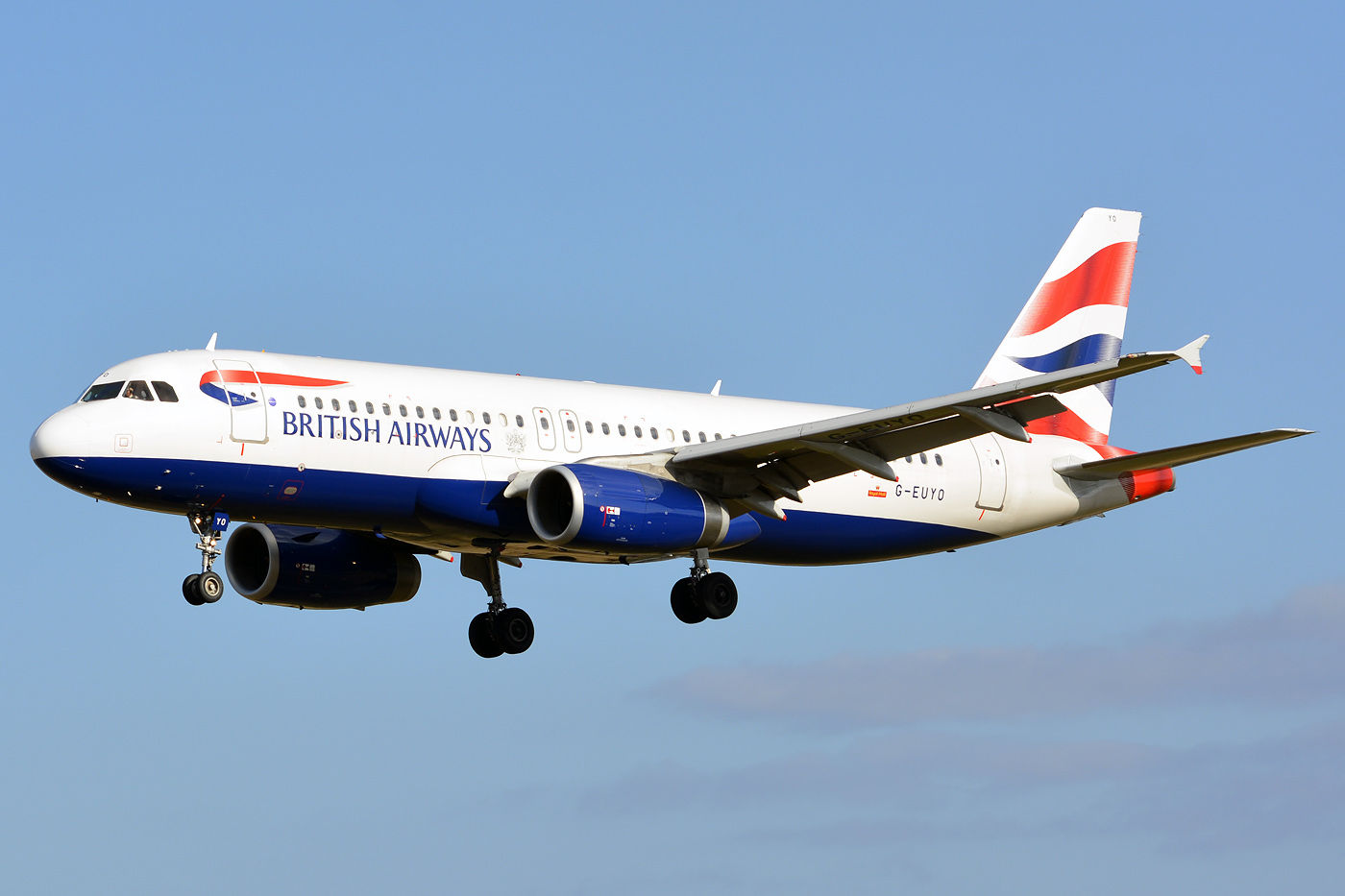 G-EUYO (5634) 2013 Airbus A320-232