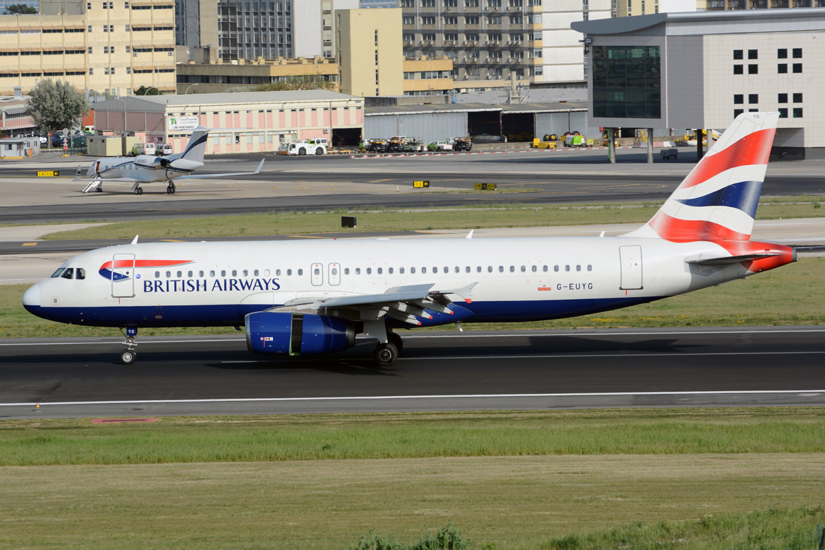 G-EUYG (4238) 2010 Airbus A320-232