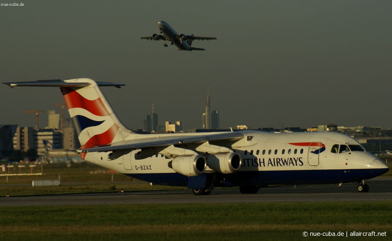 G-BZAZ (cn E0339) BAe Avro RJ100