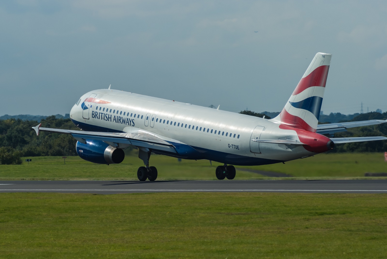 G-TTOE (1754) 2002 Airbus A320-232