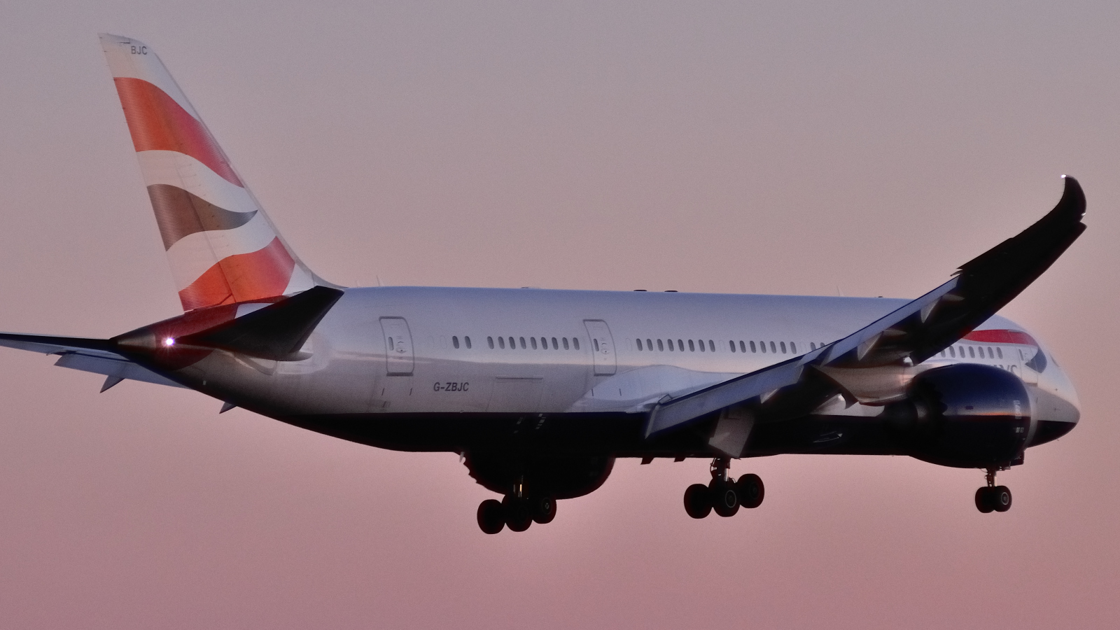 G-ZBJC (cn 38611) Boeing 787-8
