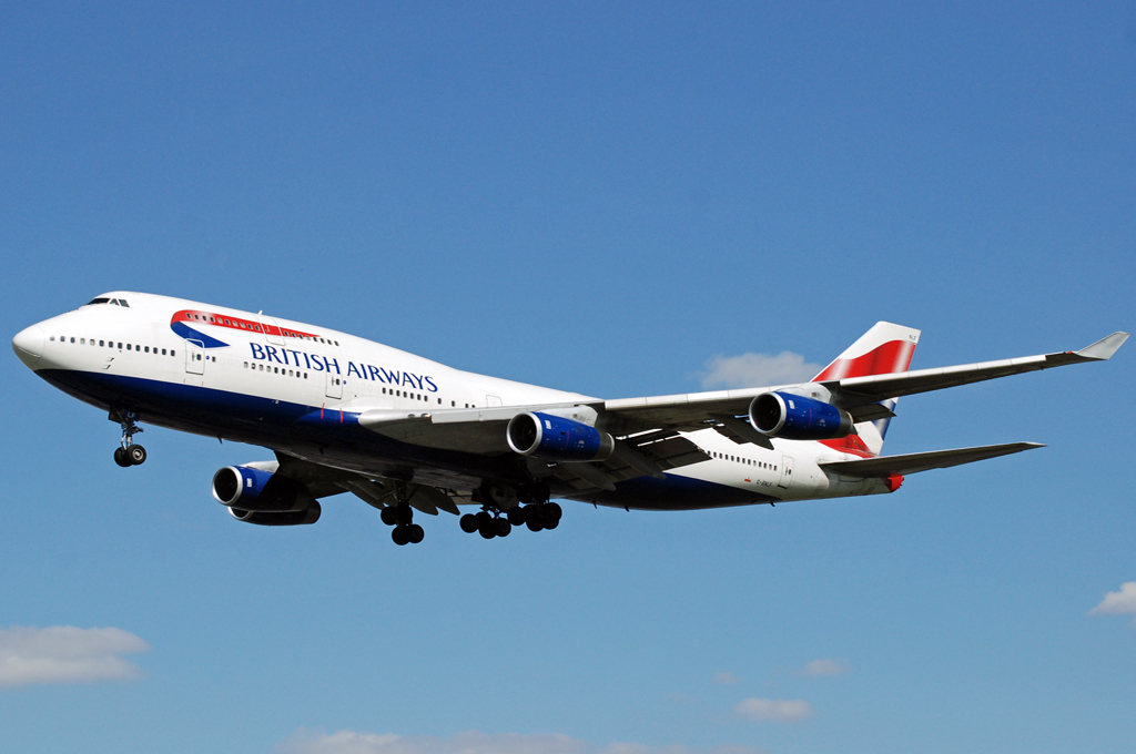 G-BNLF (cn 24048) Boeing 747-436