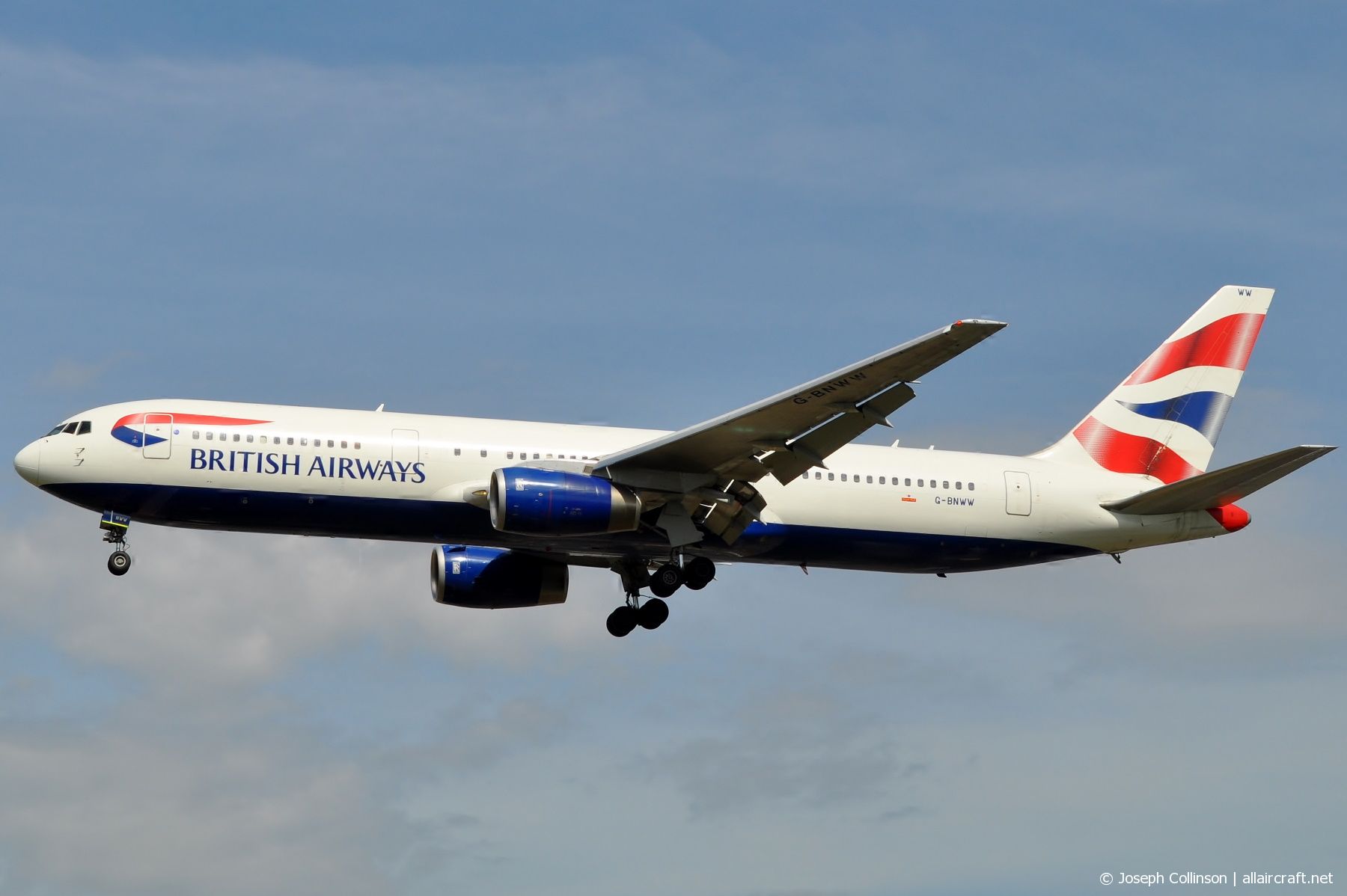 G-BNWW (25831) 1993 Boeing 767-336(ER)