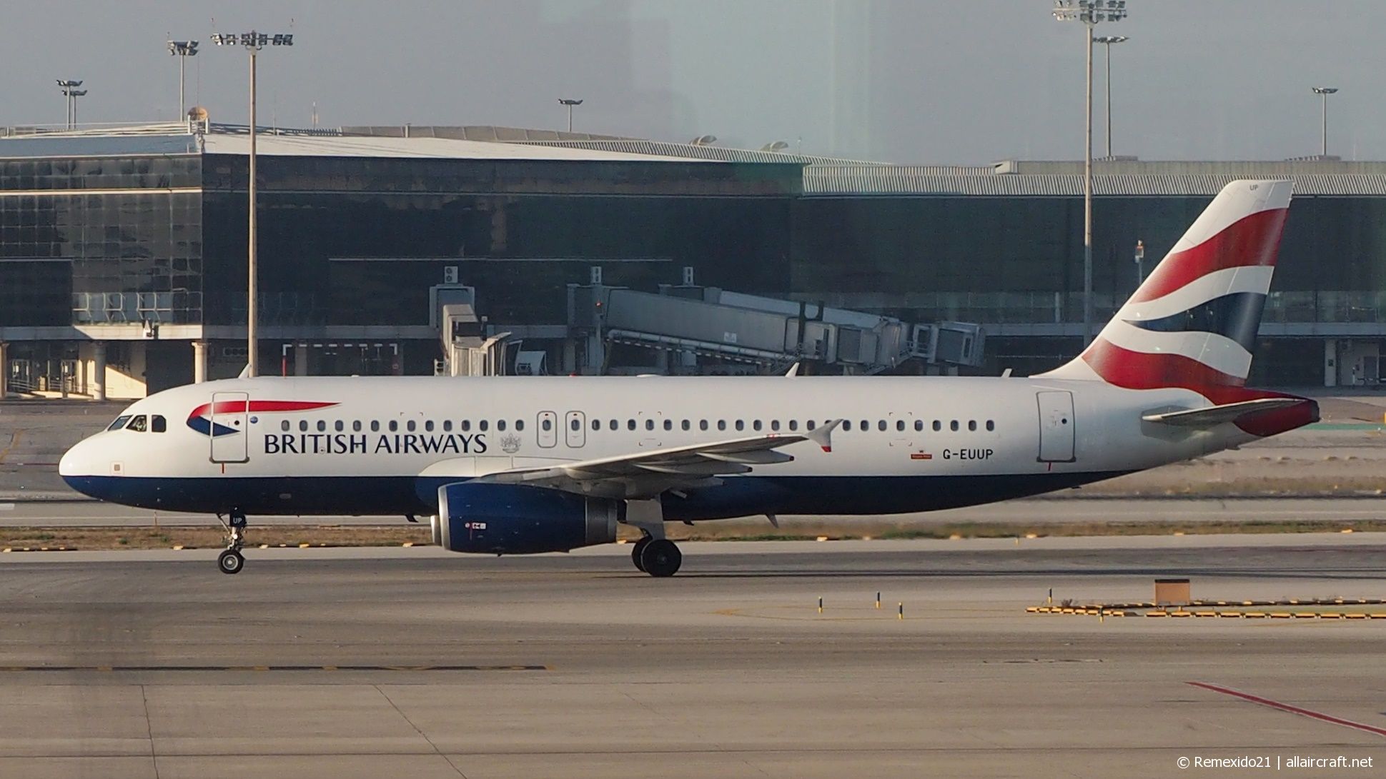 G-EUUP (2038) 2003 Airbus A320-232