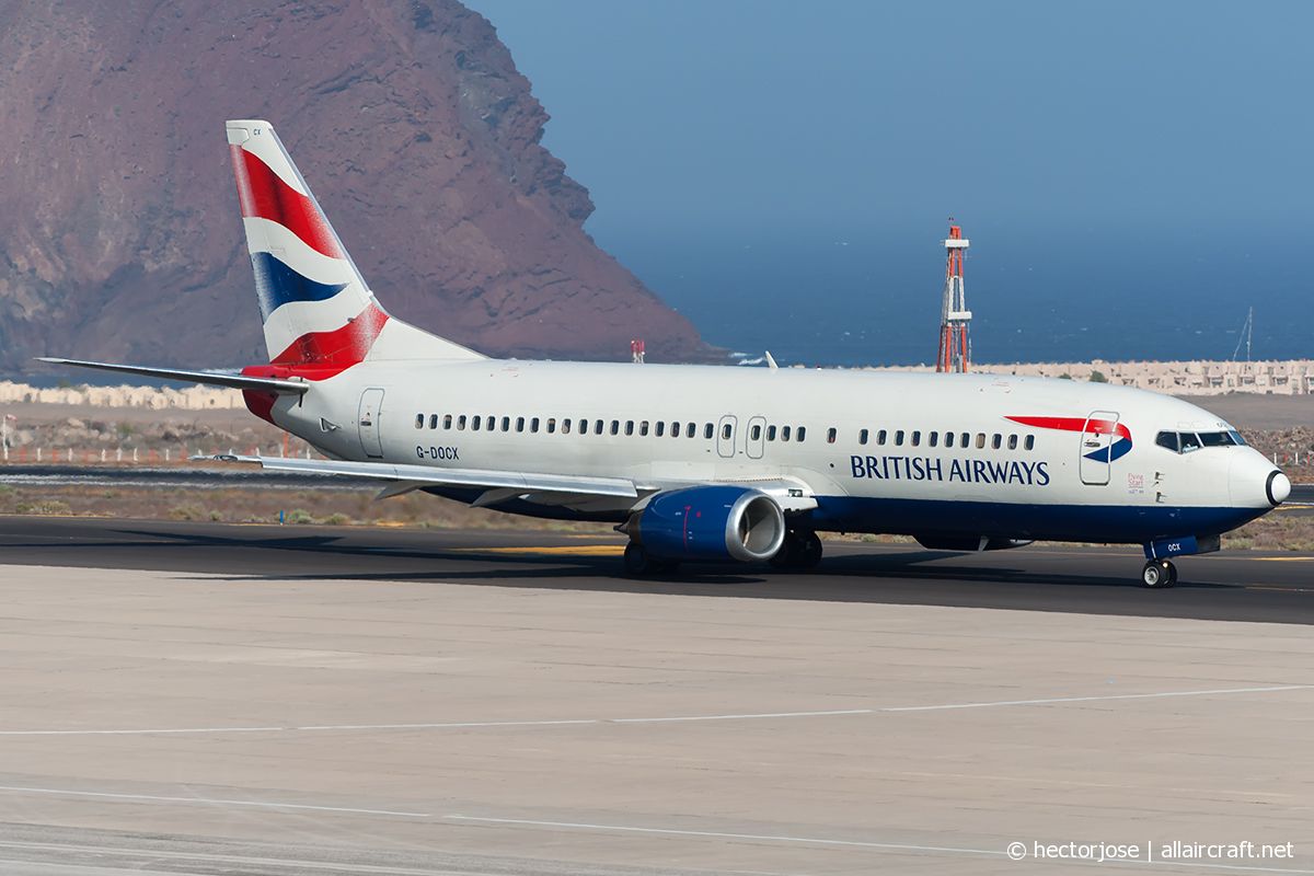 G-DOCX (cn 25857) Boeing 737-436