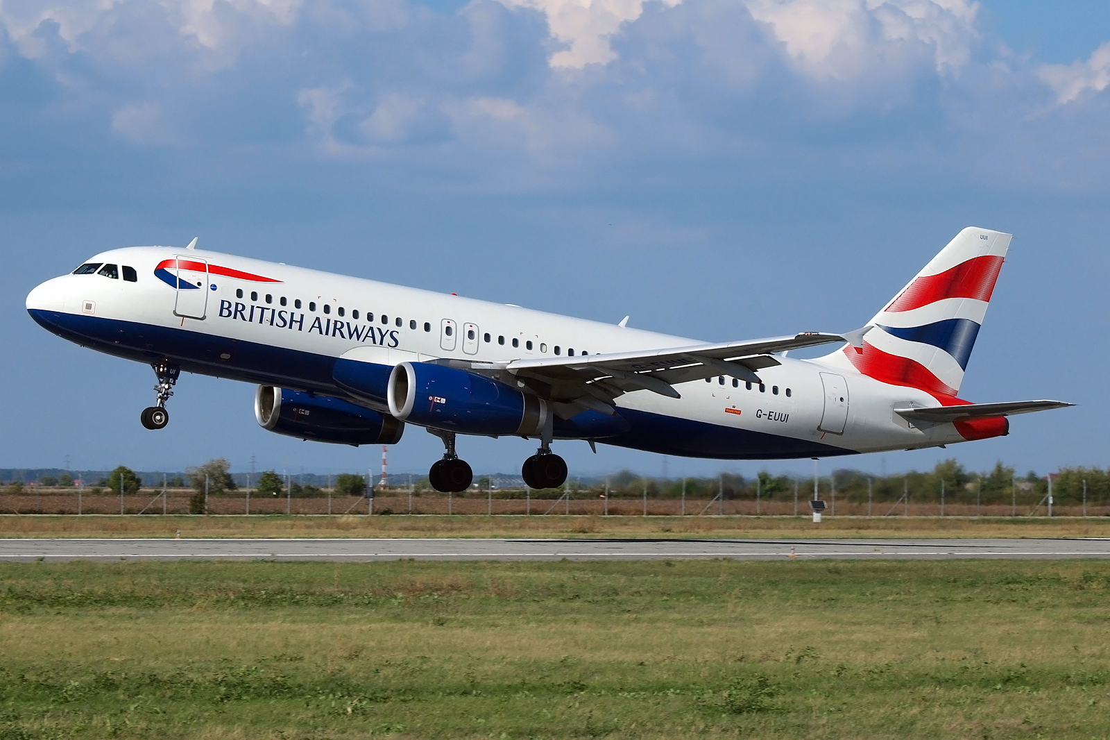G-EUUI (cn 1871) Airbus A320-232