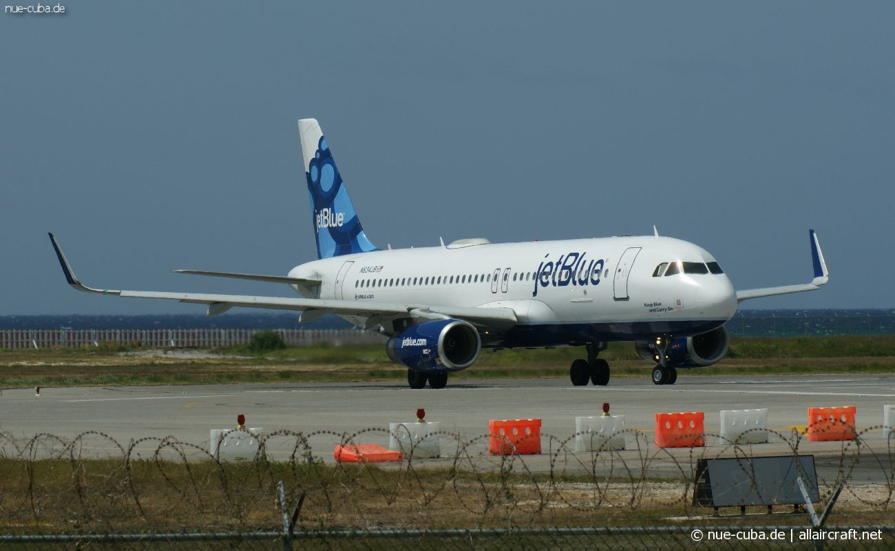 N834JB (5782) 2013 Airbus A320-232