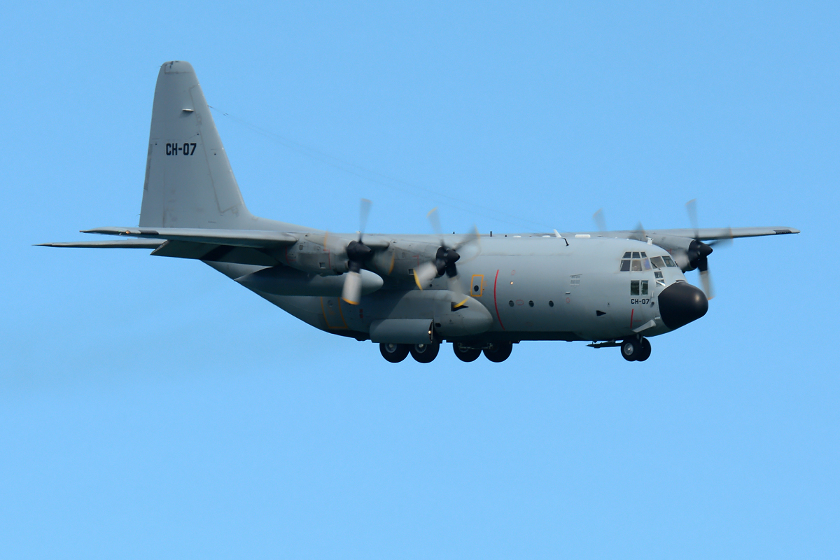 CH-07 (382-4476) 1971 Lockheed C-130H Hercules