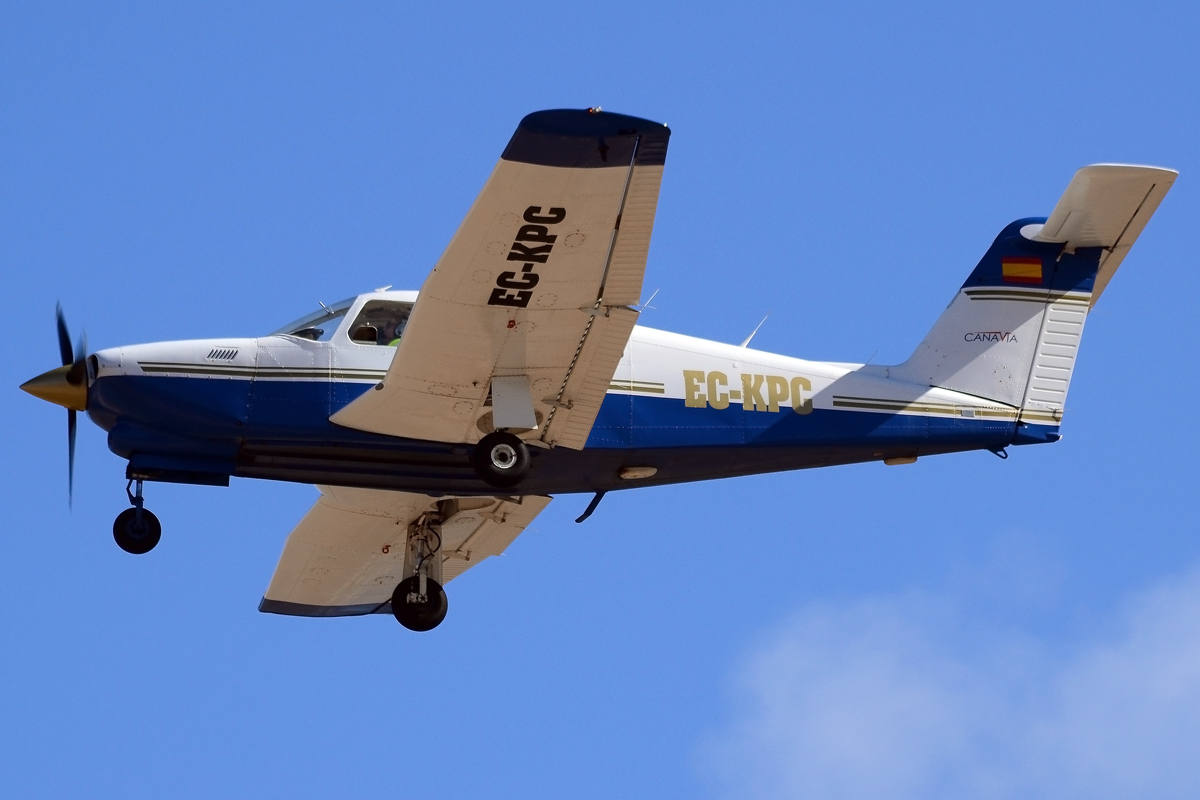 EC-KPC (28R-7931245) Piper PA-28RT-201T