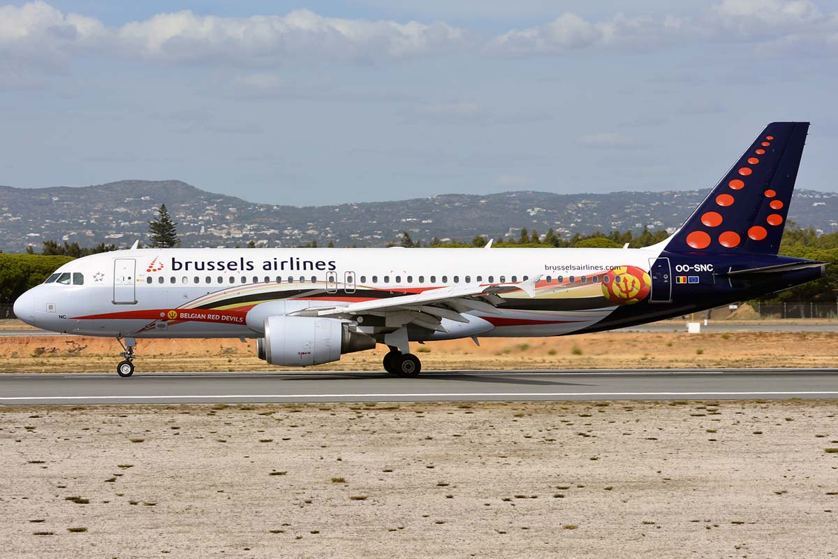 OO-SNC · Airbus A320-214 · (FAO / LPFR)