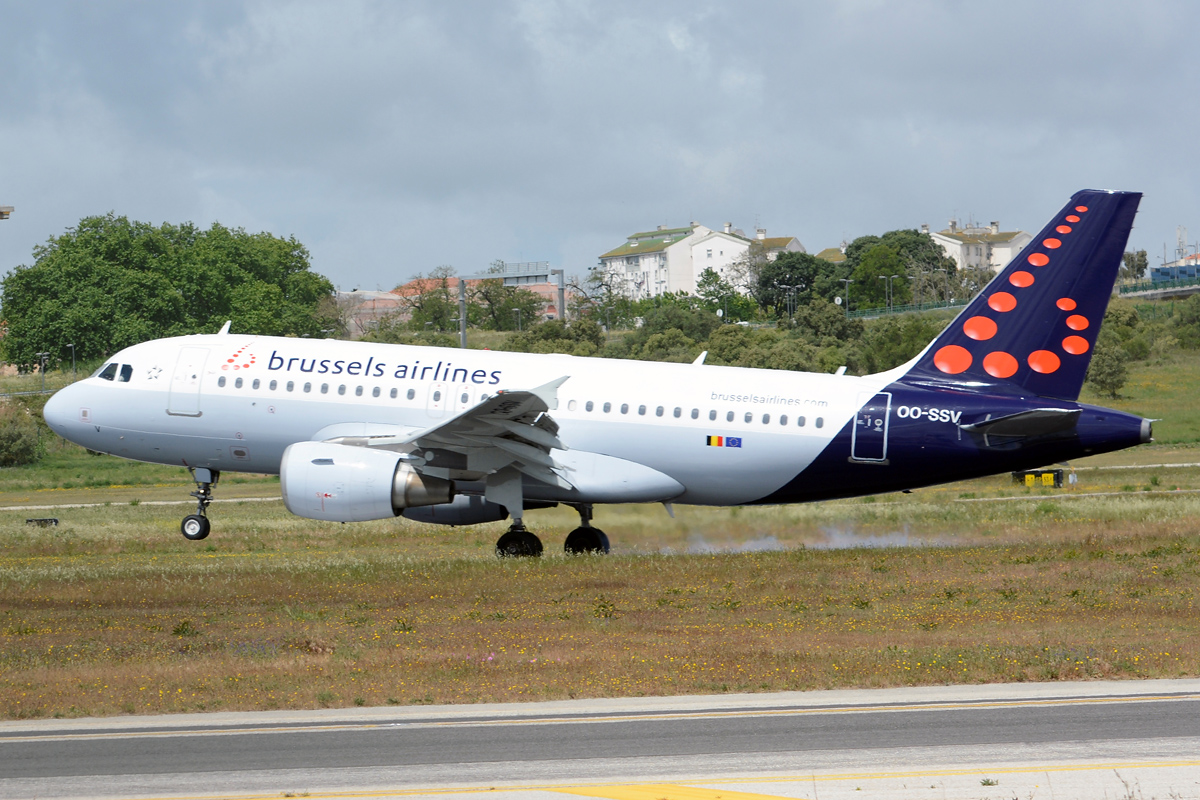 OO-SSV (cn 2196) Airbus A319-111