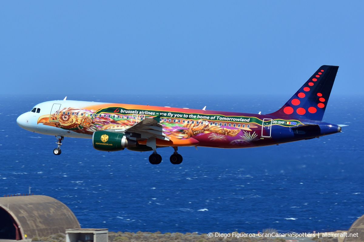 OO-SNF (2810) 2006 Airbus A320-214