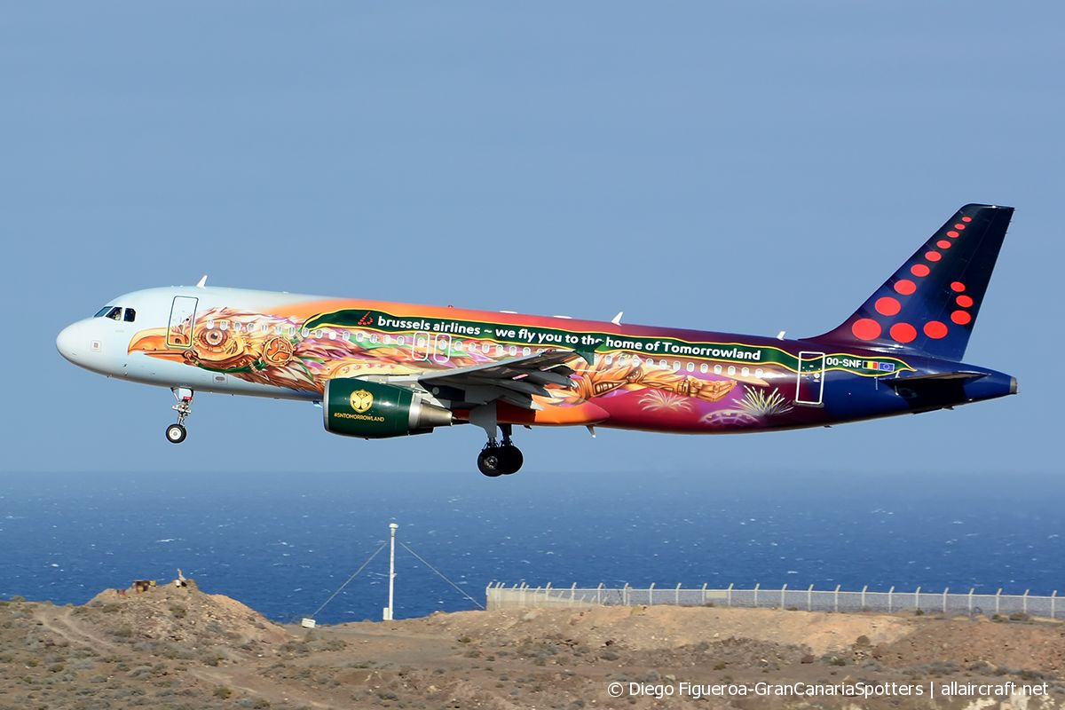 OO-SNF (2810) 2006 Airbus A320-214