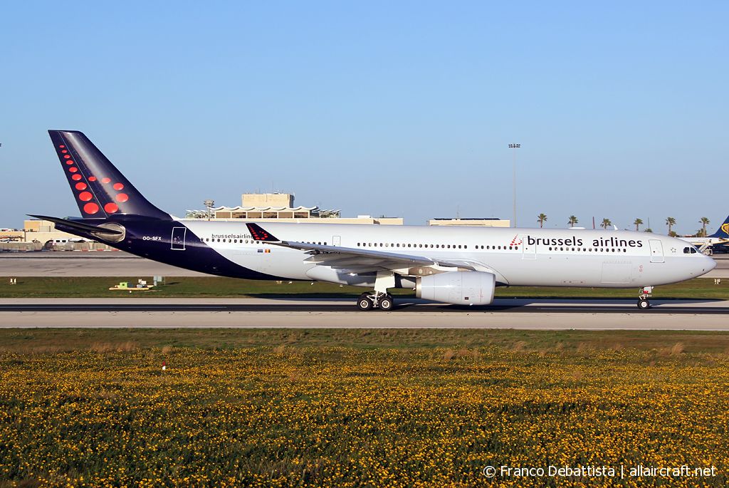 OO-SFX (cn 1085) Airbus A330-343