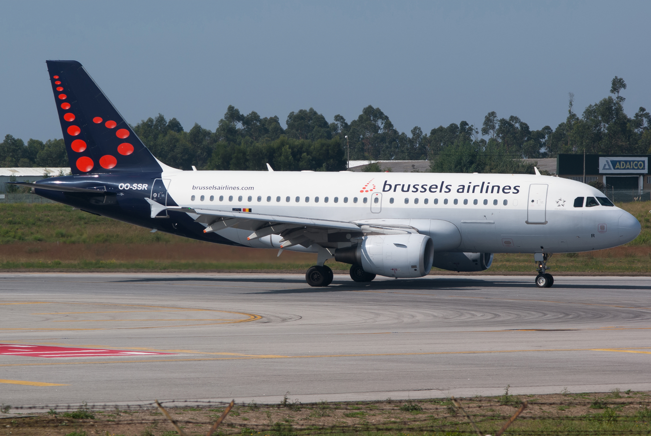 OO-SSR (4275) 2010 Airbus A319-112