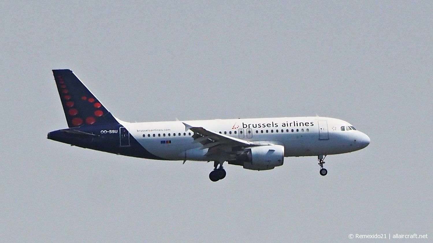 OO-SSU (2230) 2004 Airbus A319-111