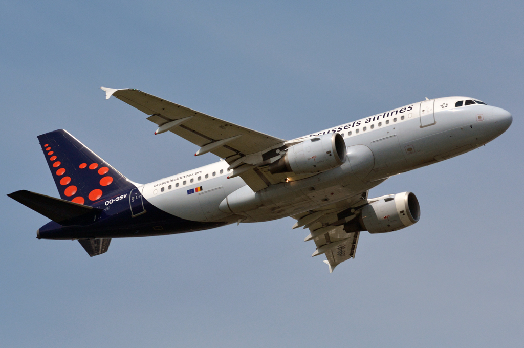 OO-SSV (cn 2196) Airbus A319-111
