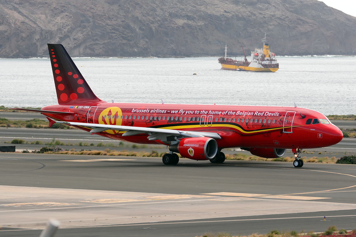 OO-SNA (cn 1441) Airbus A320-214