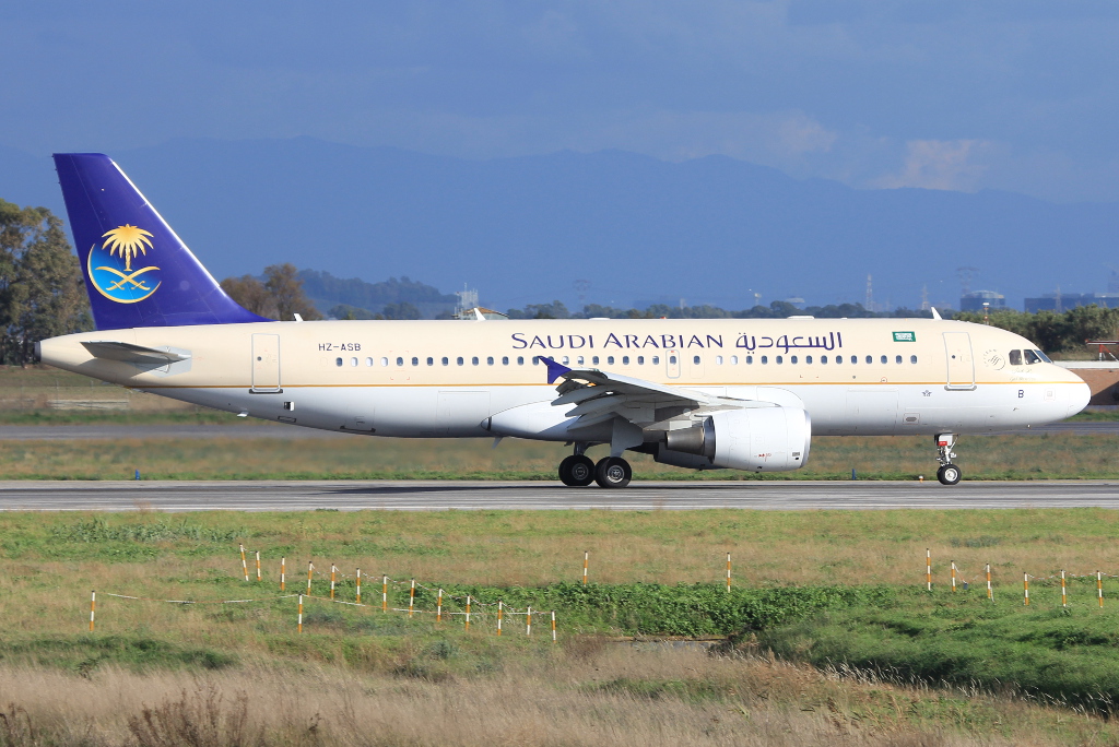 HZ-ASB, (cn 4090), Airbus A320-214
