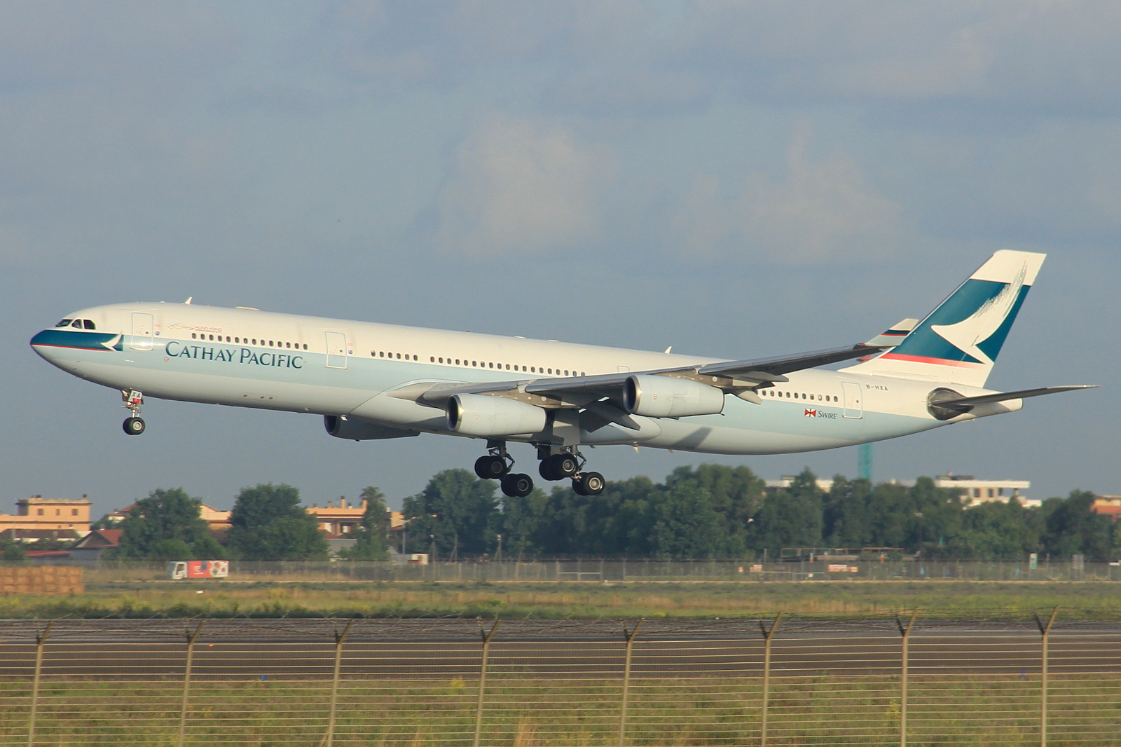 B-HXA (136) 1996 Airbus A340-313