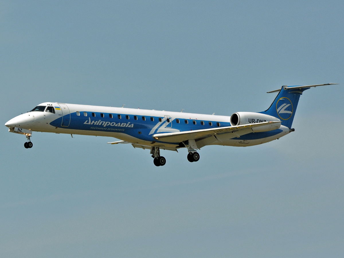 UR-DNZ (145436) Embraer EMB-145LR