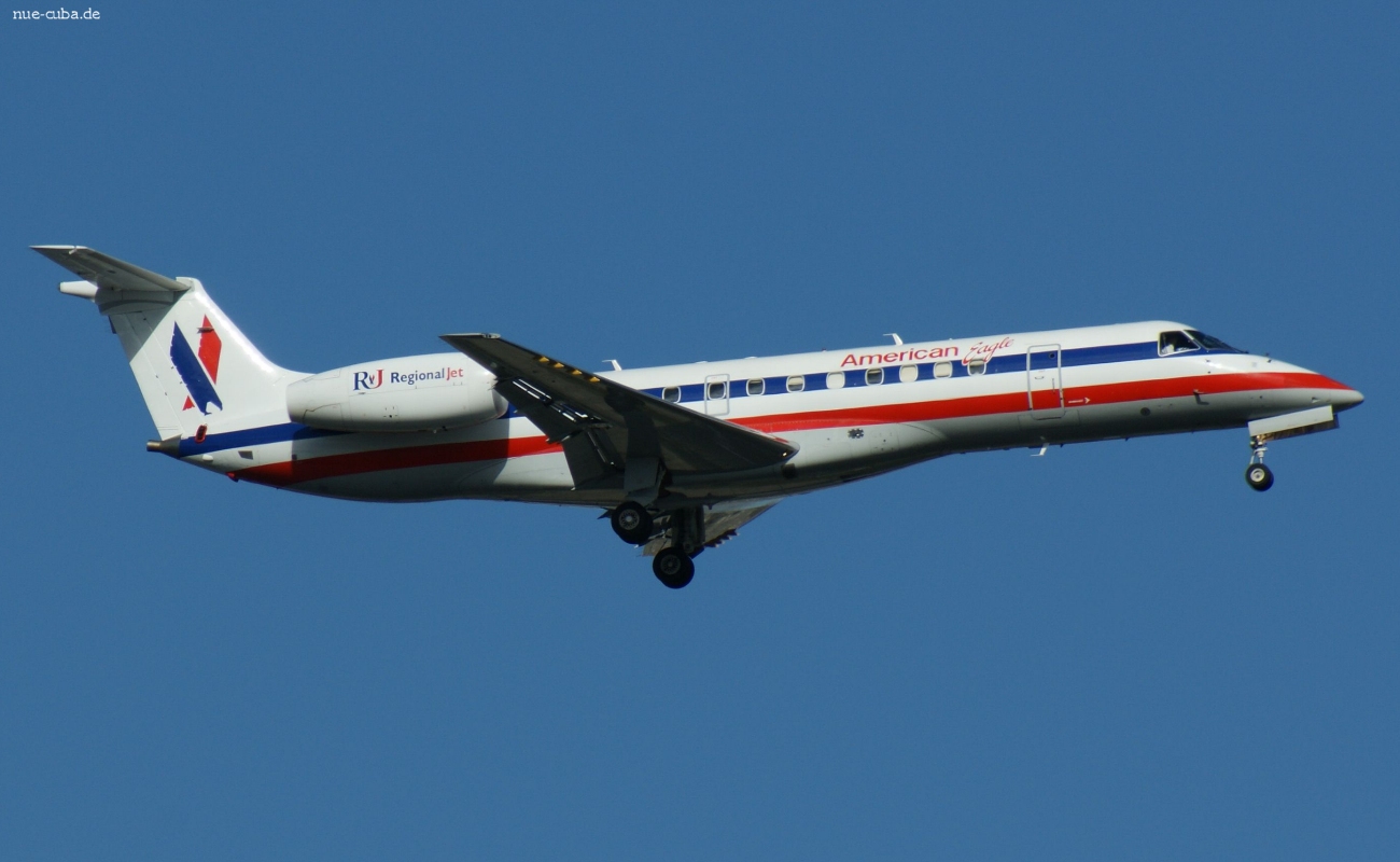 N721HS (cn 145283) Embraer ERJ-135LR