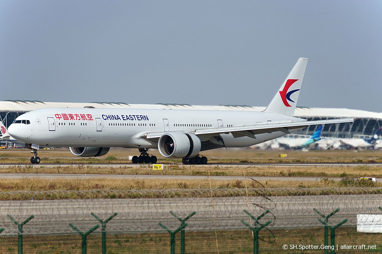 B-2002 (43288) 2014 Boeing 777-39PER