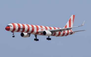 D-ABOM (29022) 2000 Boeing 757-330(WL)