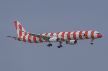D-ABOM (29022) 2000 Boeing 757-330(WL)