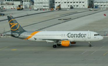 D-AICE (894) 1998 Airbus A320-212