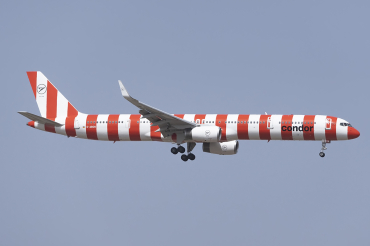 D-ABOM (29022) 2000 Boeing 757-330(WL)