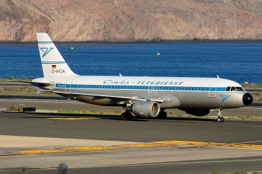 D-AICA (774) 1998 Airbus A320-212