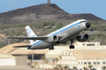 D-AICA (774) 1998 Airbus A320-212