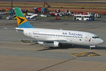 5H-MUZ (cn 22029) Boeing 737-236Adv
